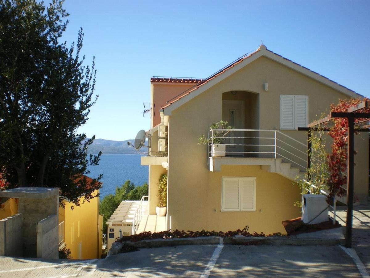 Apartments Boris أوميس المظهر الخارجي الصورة